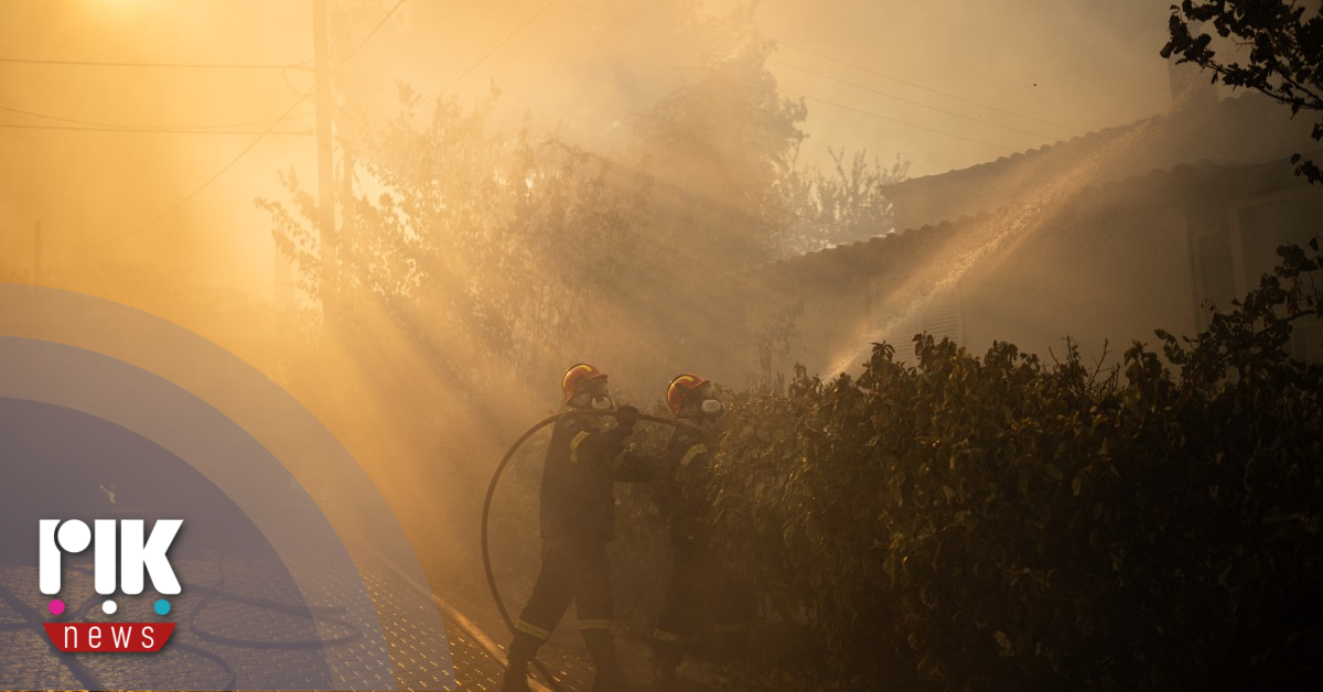 Ολονύκτια μάχη με τις φλόγες σε πολλά πύρινα μέτωπα στην Ελλάδα Ολονύκτια μάχη με τις φλόγες σε πολλά πύρινα μέτωπα στην Ελλάδα