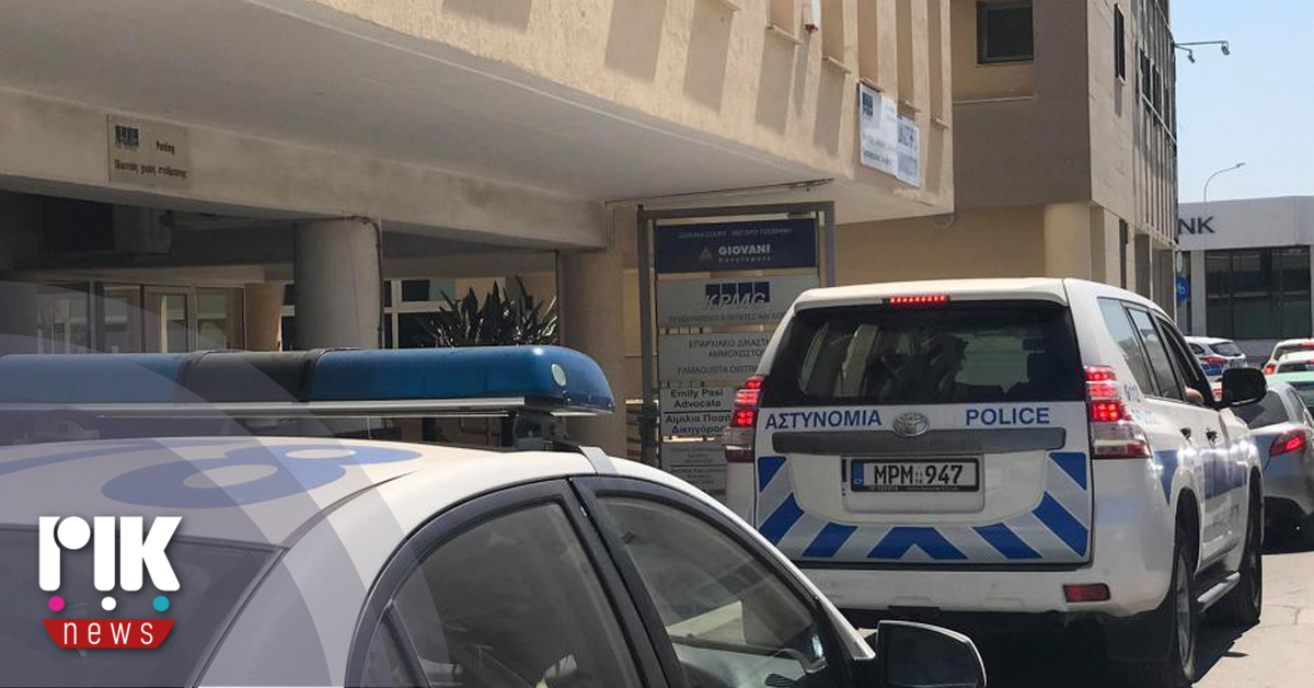 Υπό κράτηση 19χρονος και 17χρονος που επιτέθηκαν σε συνάδελφο τους Υπό κράτηση 19χρονος και 17χρονος που επιτέθηκαν σε συνάδελφο τους