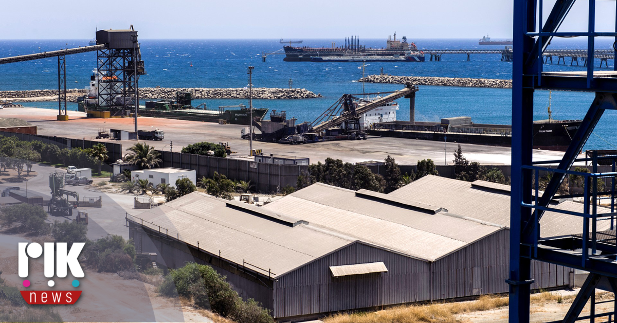 Έντονες επικρίσεις κατά της κυβέρνησης για το Βασιλικό Έντονες επικρίσεις κατά της κυβέρνησης για το Βασιλικό