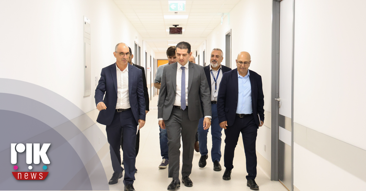 "Τρέχει" με καλούς ρυθμούς η αναβάθμιση του Νοσοκομείου Λάρνακας, λέει ο Δαμιανός "Τρέχει" με καλούς ρυθμούς η αναβάθμιση του Νοσοκομείου Λάρνακας, λέει ο Δαμιανός