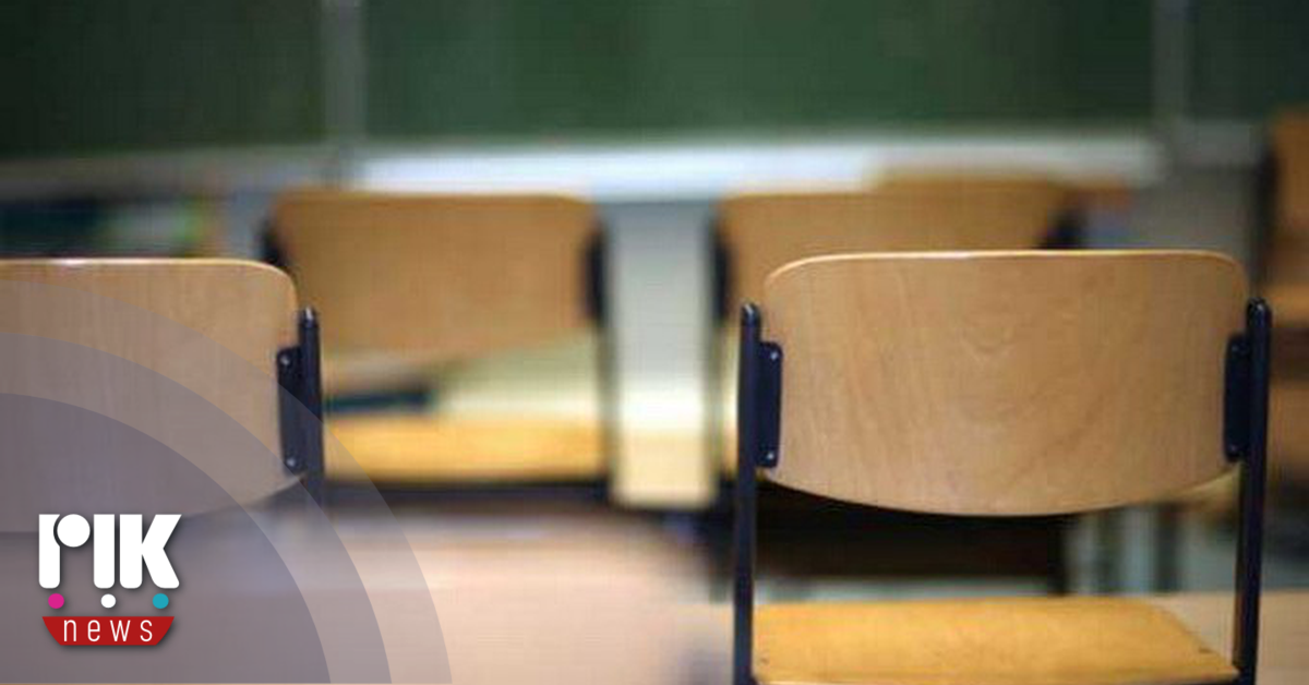Διαρρήκτες έκλεψαν από δημοτικό ηλεκτρονικές συσκευές αξίας 30 χιλιάδων ευρώ Διαρρήκτες έκλεψαν από δημοτικό ηλεκτρονικές συσκευές αξίας 30 χιλιάδων ευρώ