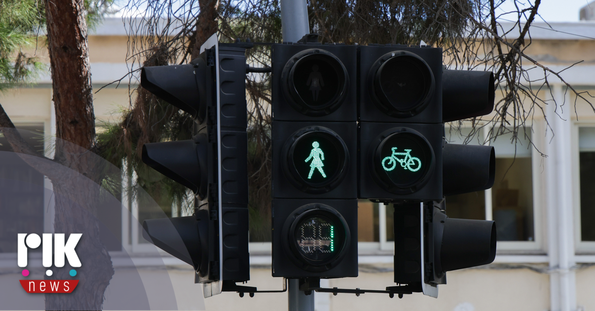 Ο Γρηγόρης και ο Σταμάτης αντικαθίστανται με γυναικείες φιγούρες Ο Γρηγόρης και ο Σταμάτης αντικαθίστανται με γυναικείες φιγούρες