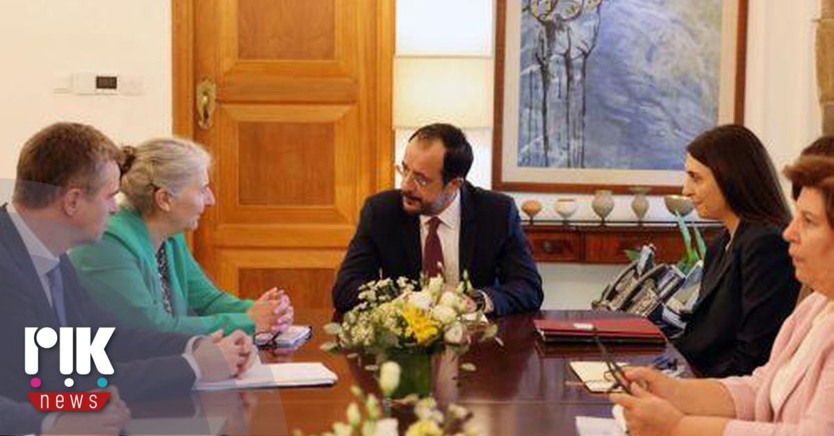 Συλλογική εθνική αποστολή που θα ενισχύσει τη θέση της Κύπρου στο ευρωπαϊκό οικοδόμημα η Προεδρία του Συμβουλίου της ΕΕ Συλλογική εθνική αποστολή που θα ενισχύσει τη θέση της Κύπρου στο ευρωπαϊκό οικοδόμημα η Προεδρία του Συμβουλίου της ΕΕ