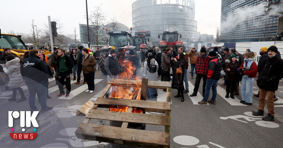 Εκδήλωση διαμαρτυρίας Γάλλων αγροτών έξω από το κτίριο του Ευρωπαϊκού Κοινοβουλίου (VIDEO)