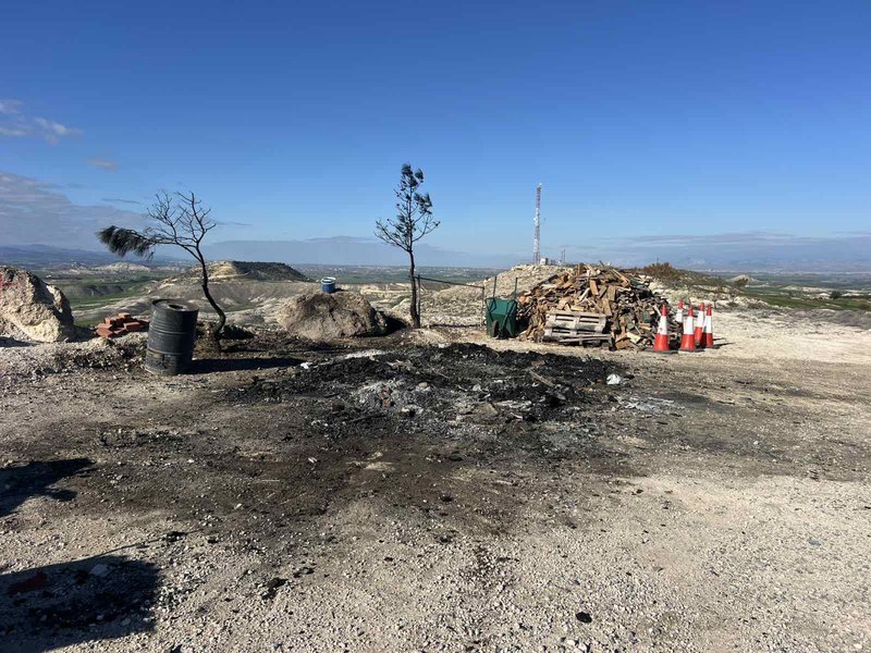 Φωτιά Αβδελλερό 33 Σταύρος Χατζησάββας.jpg