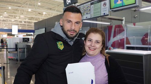 aek anaxorisi trisko.jpg