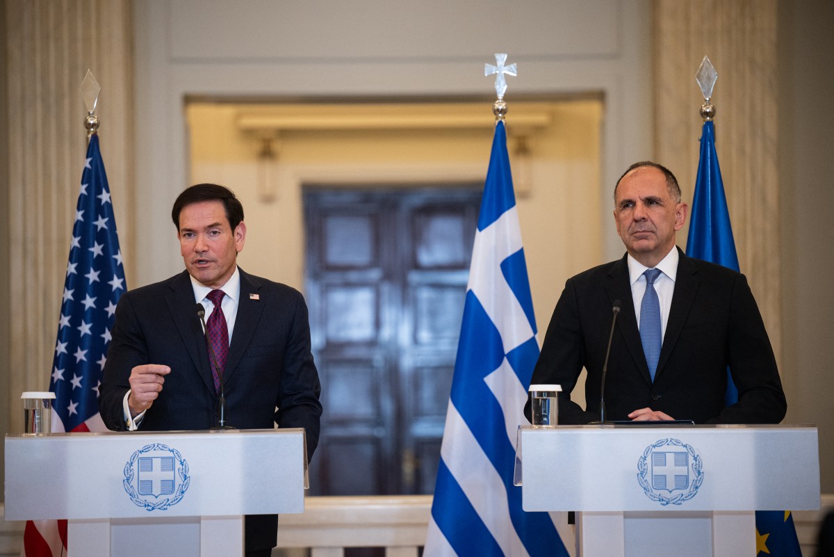 Ρούμπιο γεραπετρίτης 213234 Photo by ANGELOS TZORTZINIS  AFP.jpg